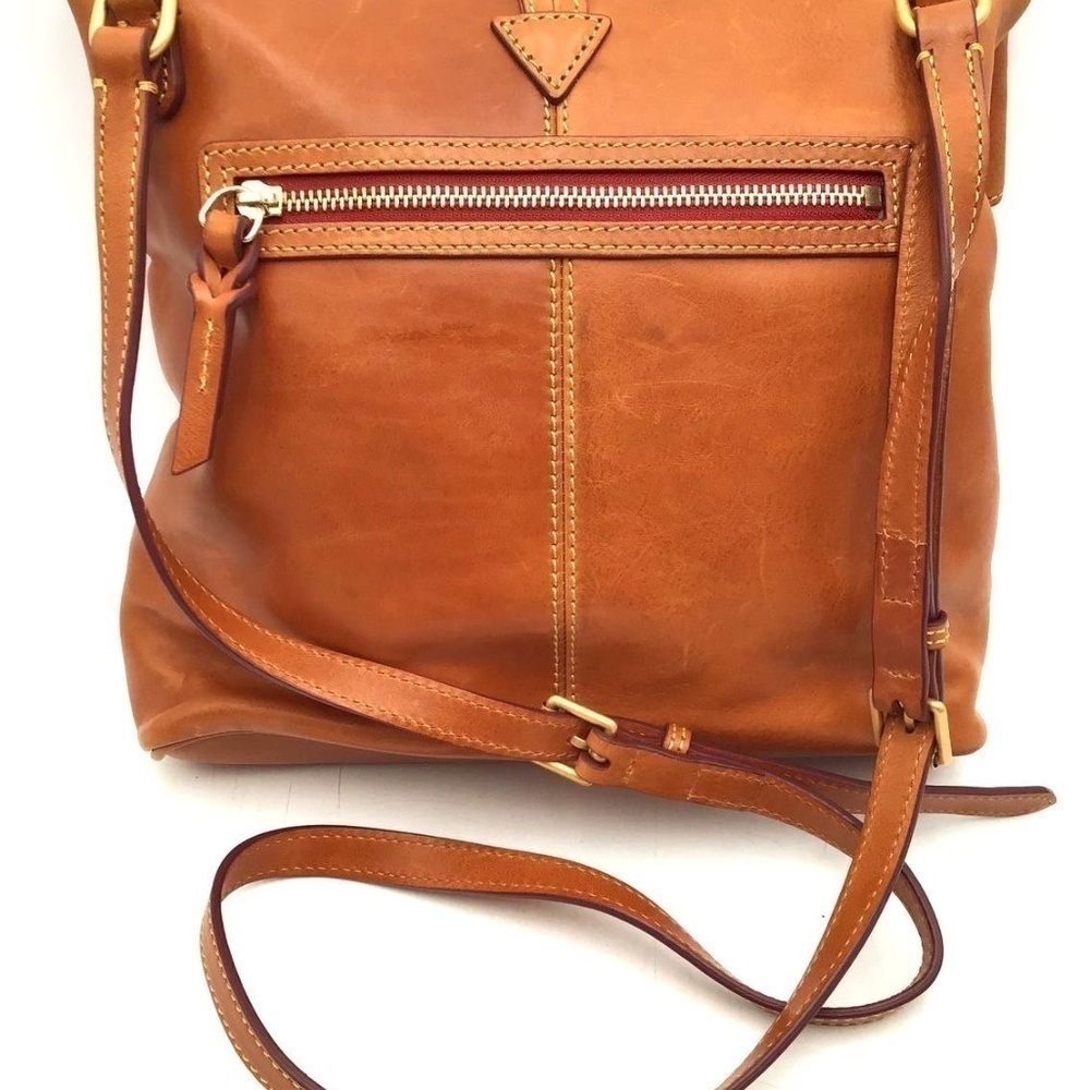 Dooney & Bourke Florentine Toggle Crossbody with COA EUC - Picture 3 of 14